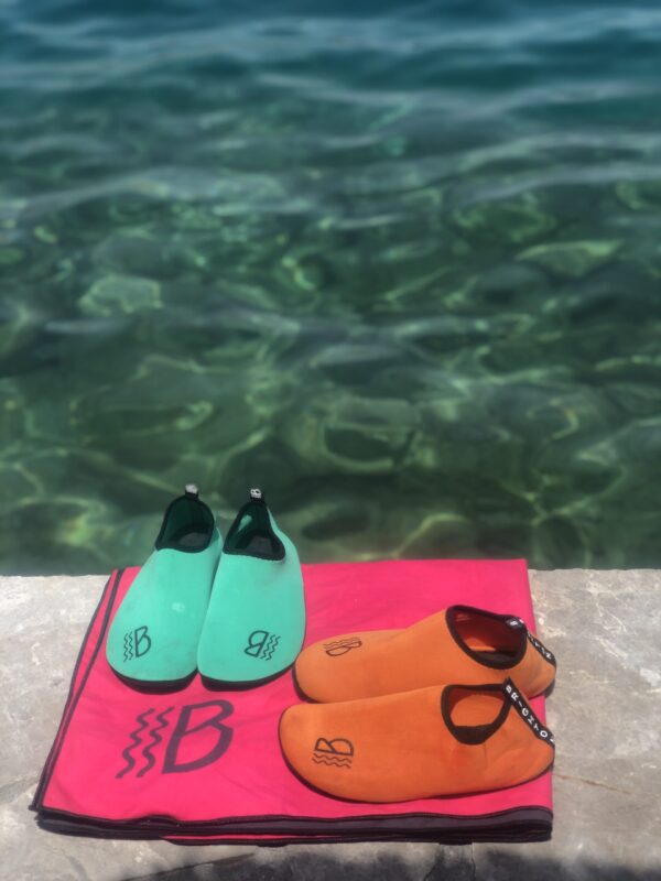 2 Pairs of Adult Brighton Water Shoes - Image 5